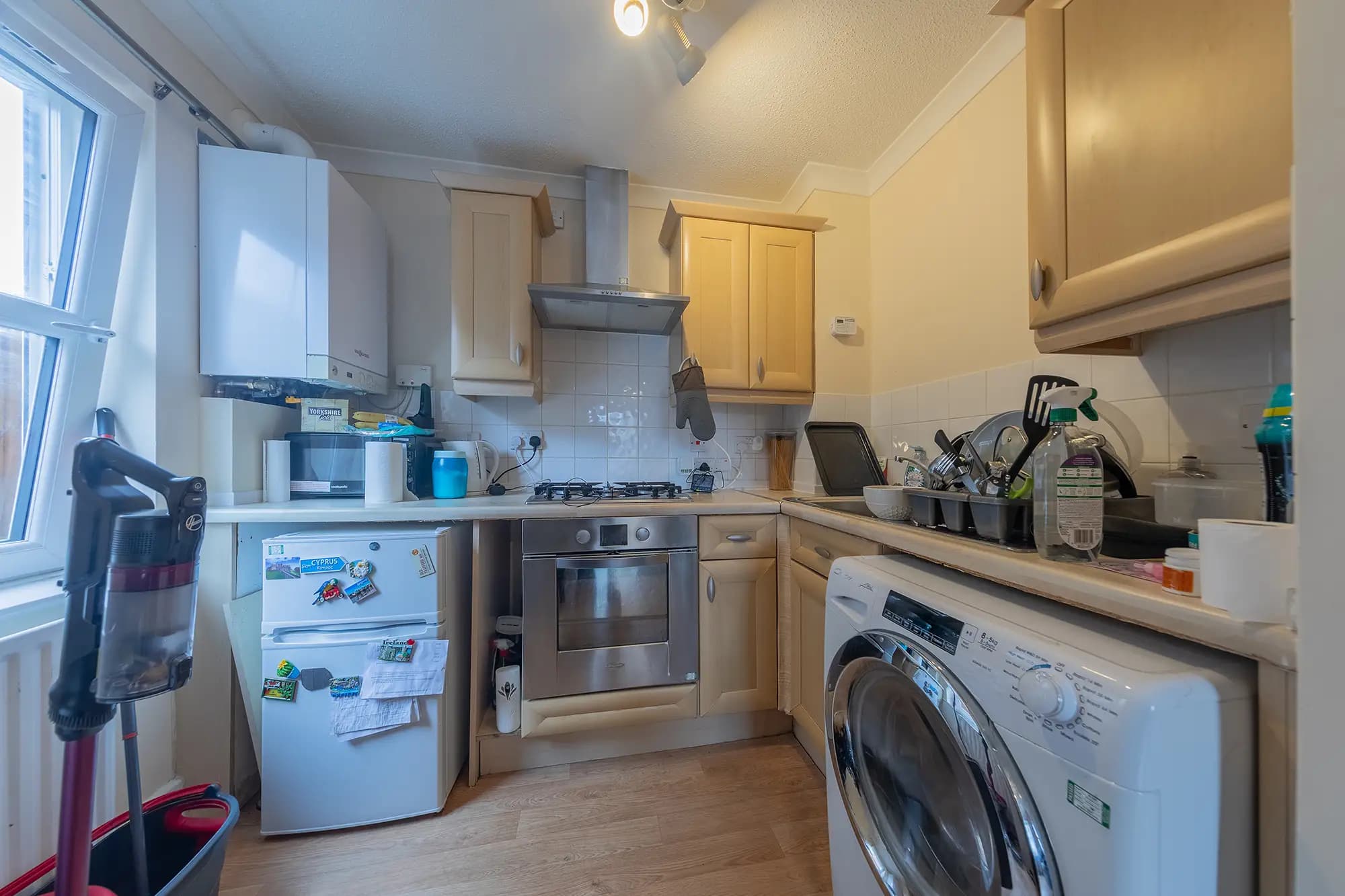 property photo 5 of 16