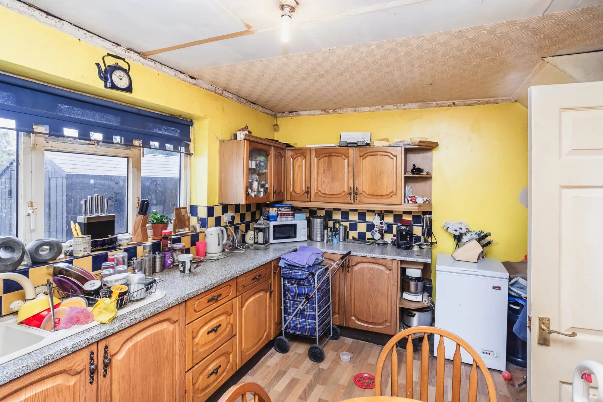 property photo 9 of 23