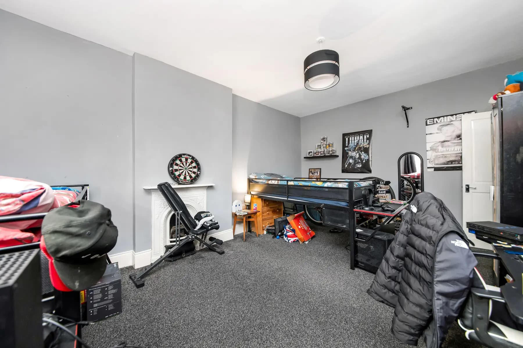 property photo 17 of 25