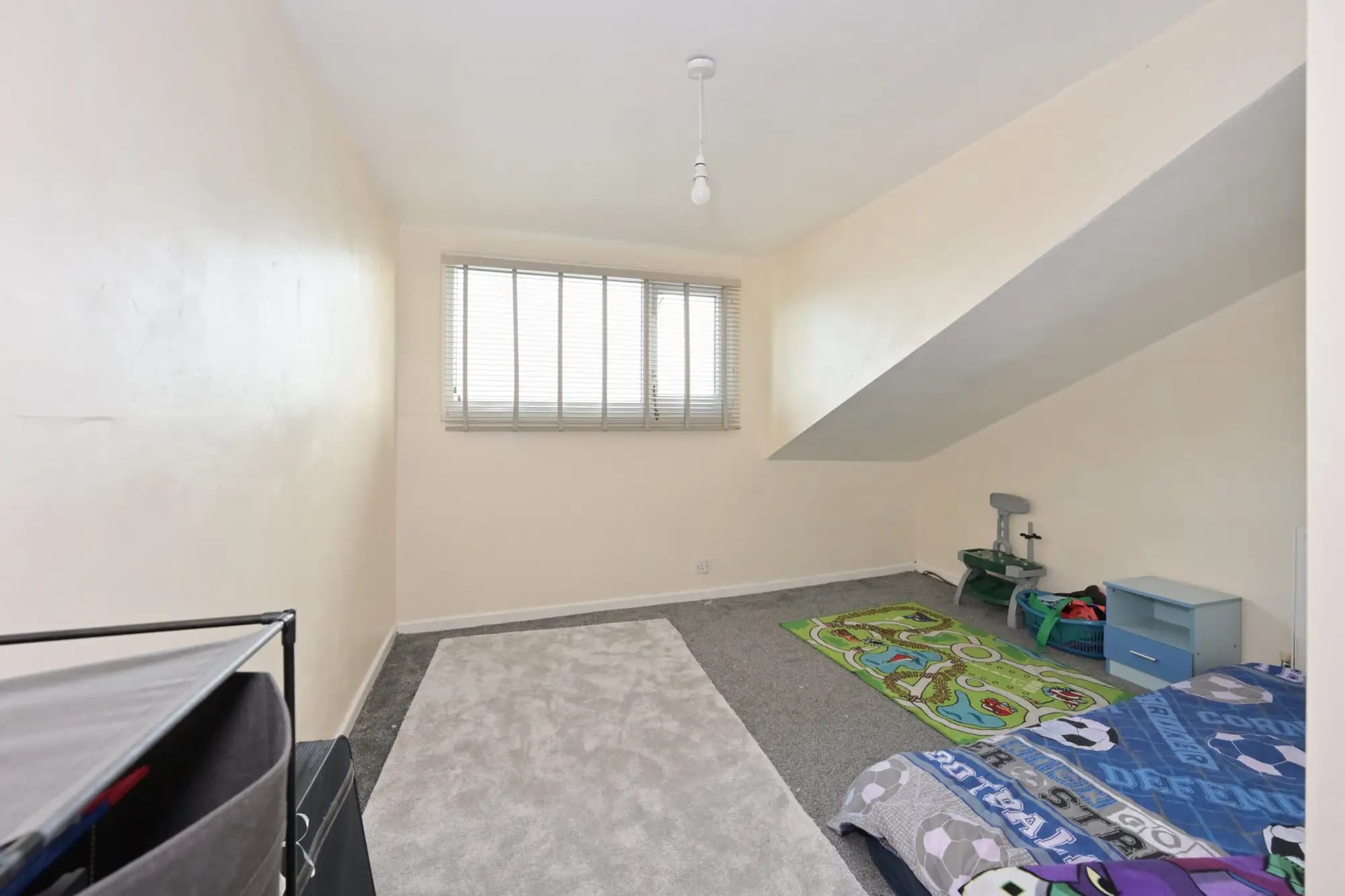 property photo 15 of 19