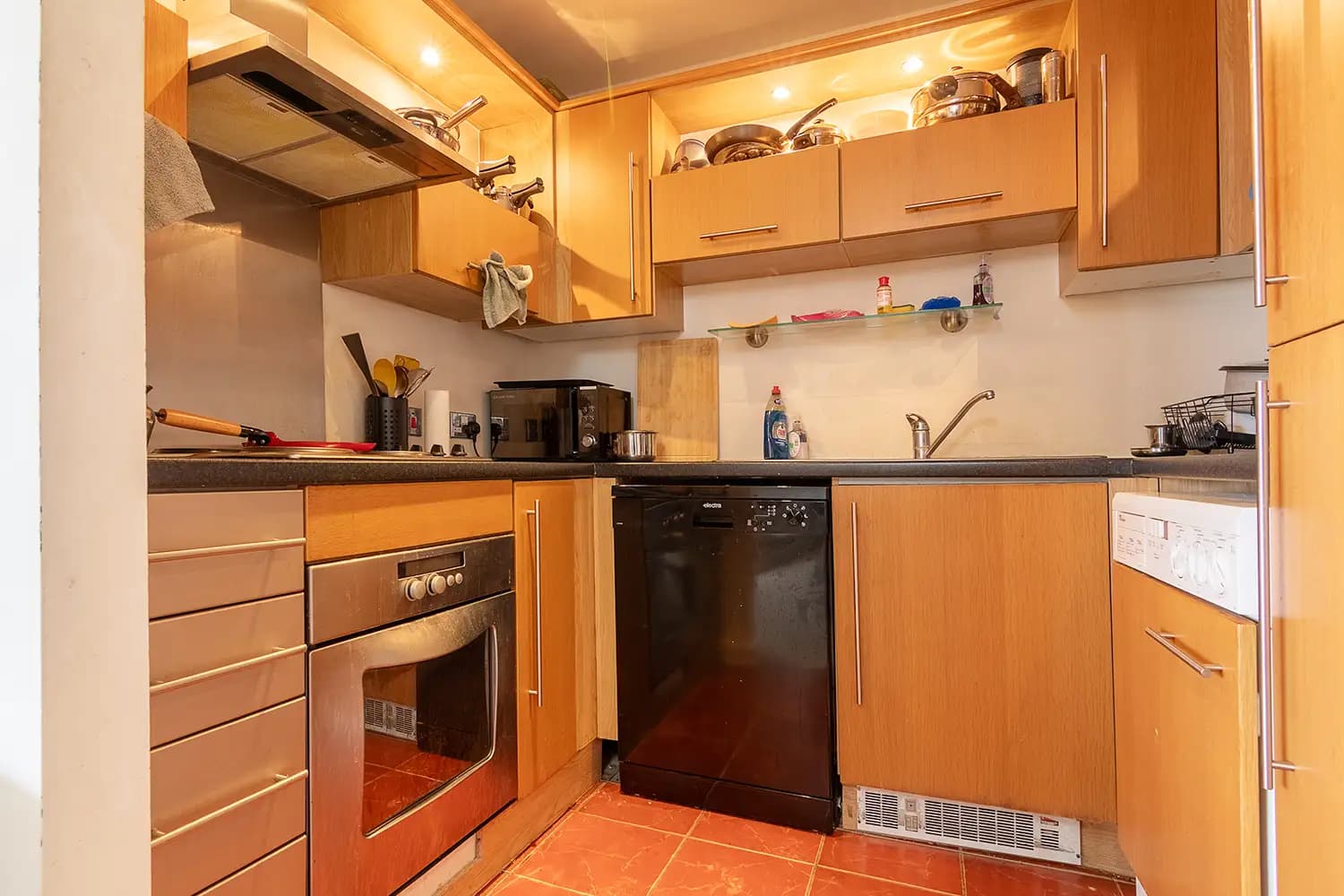 property photo 10 of 37