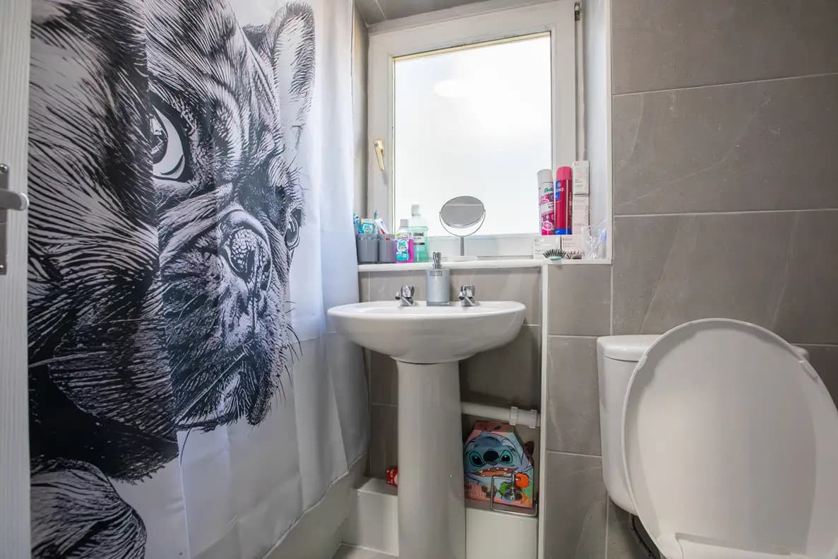 property photo 12 of 35