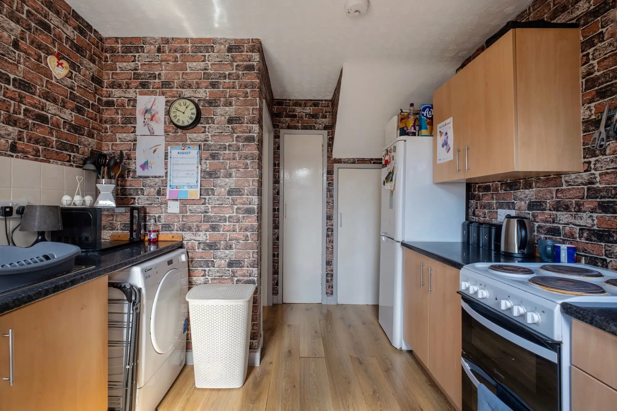 property photo 9 of 30