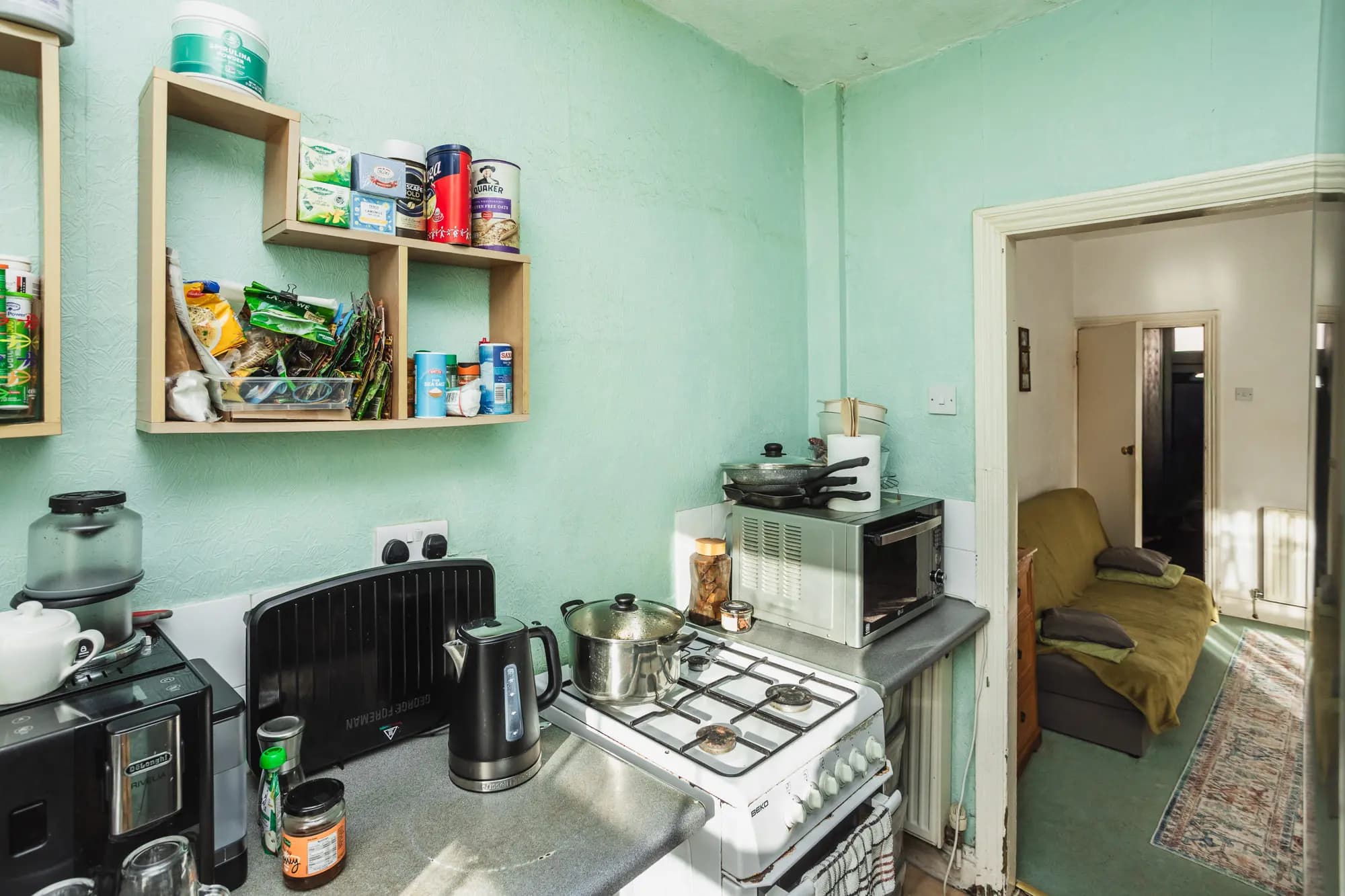 property photo 7 of 19