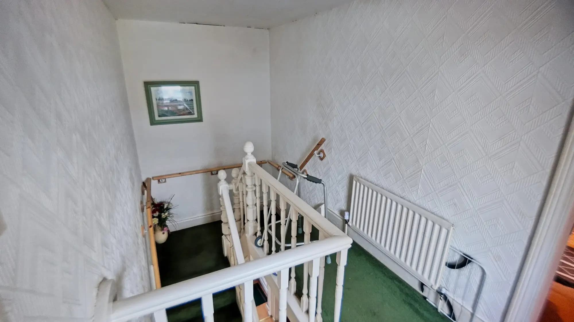 property photo 14 of 19