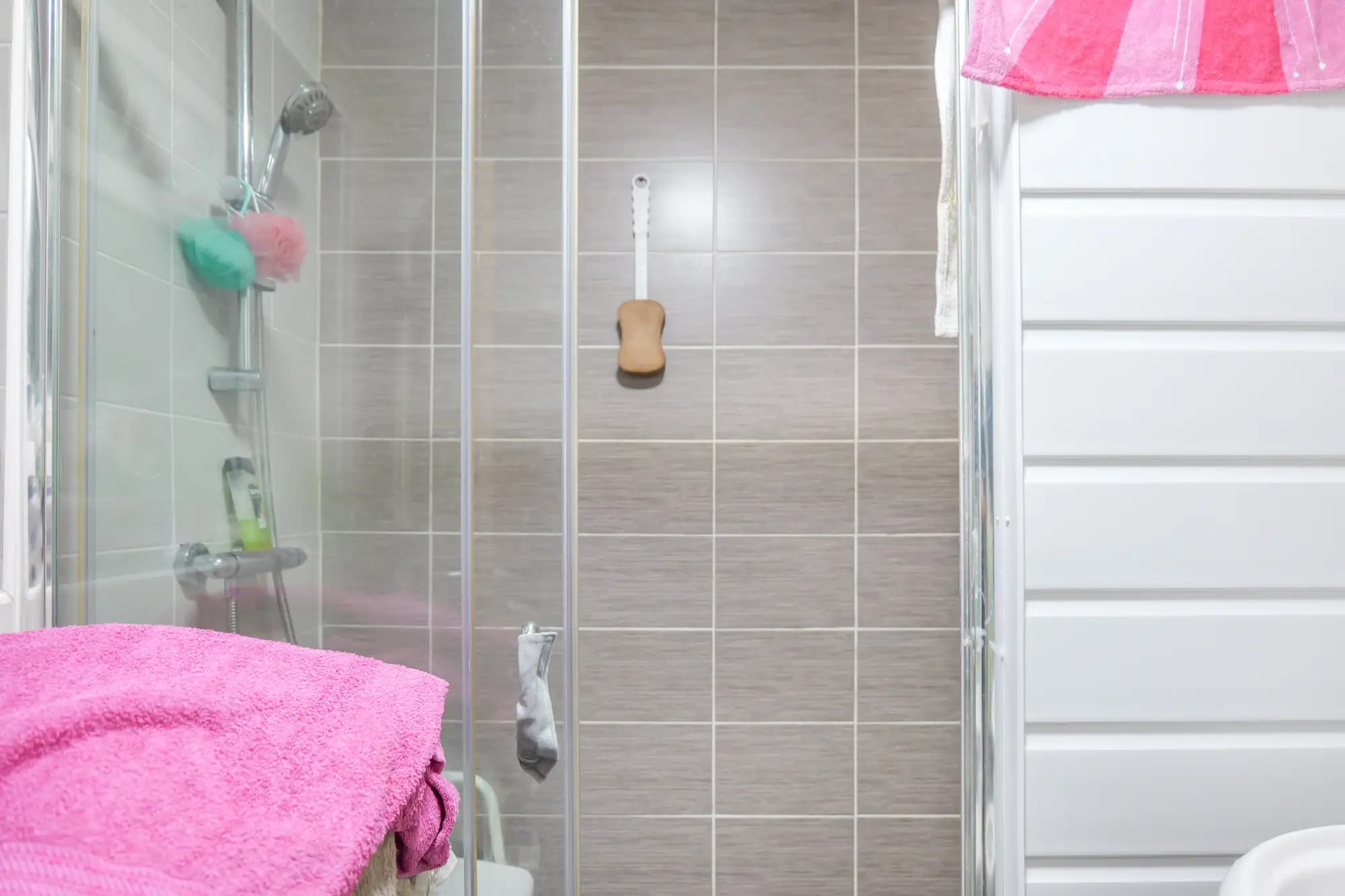 property photo 7 of 22