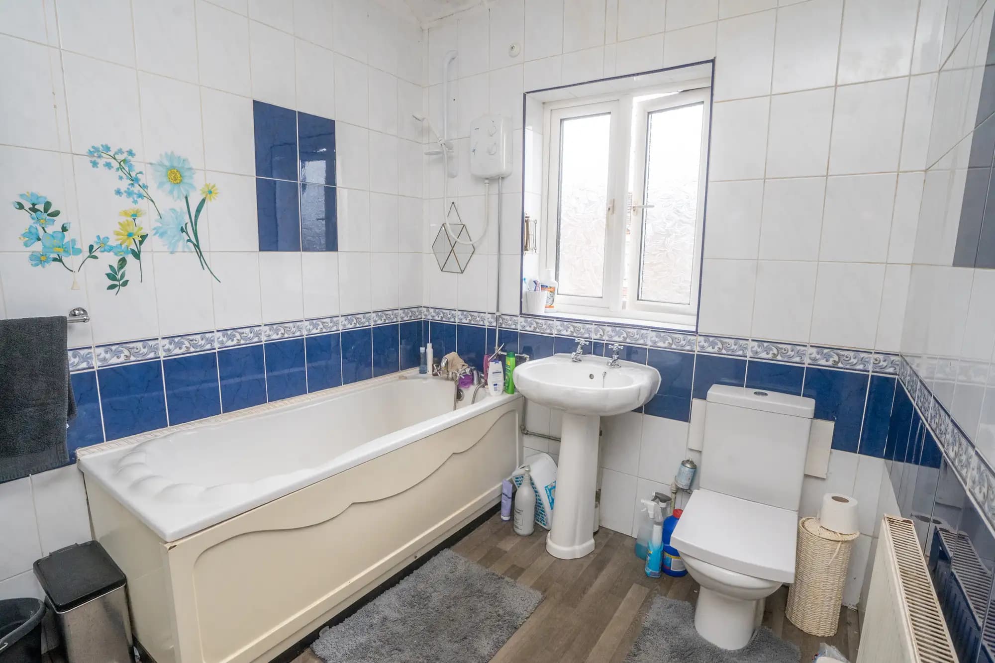 property photo 12 of 29