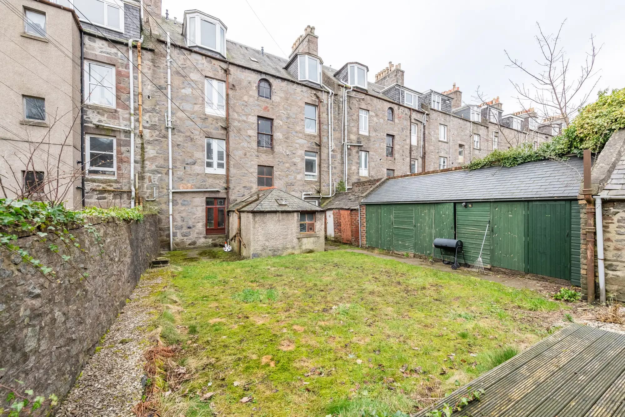 property photo 18 of 20