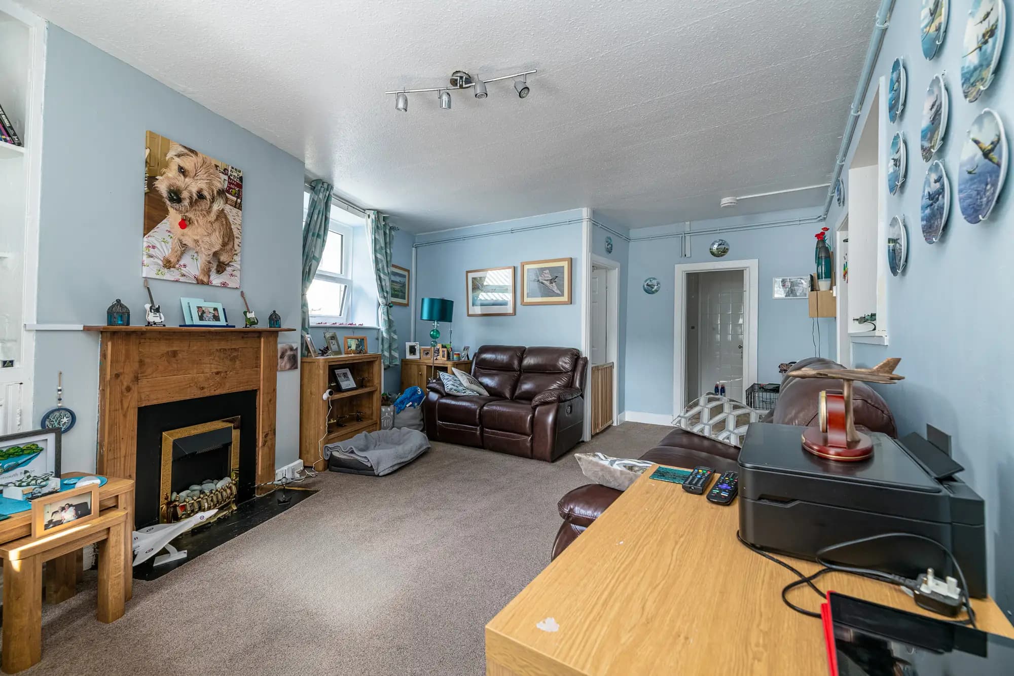 property photo 20 of 34