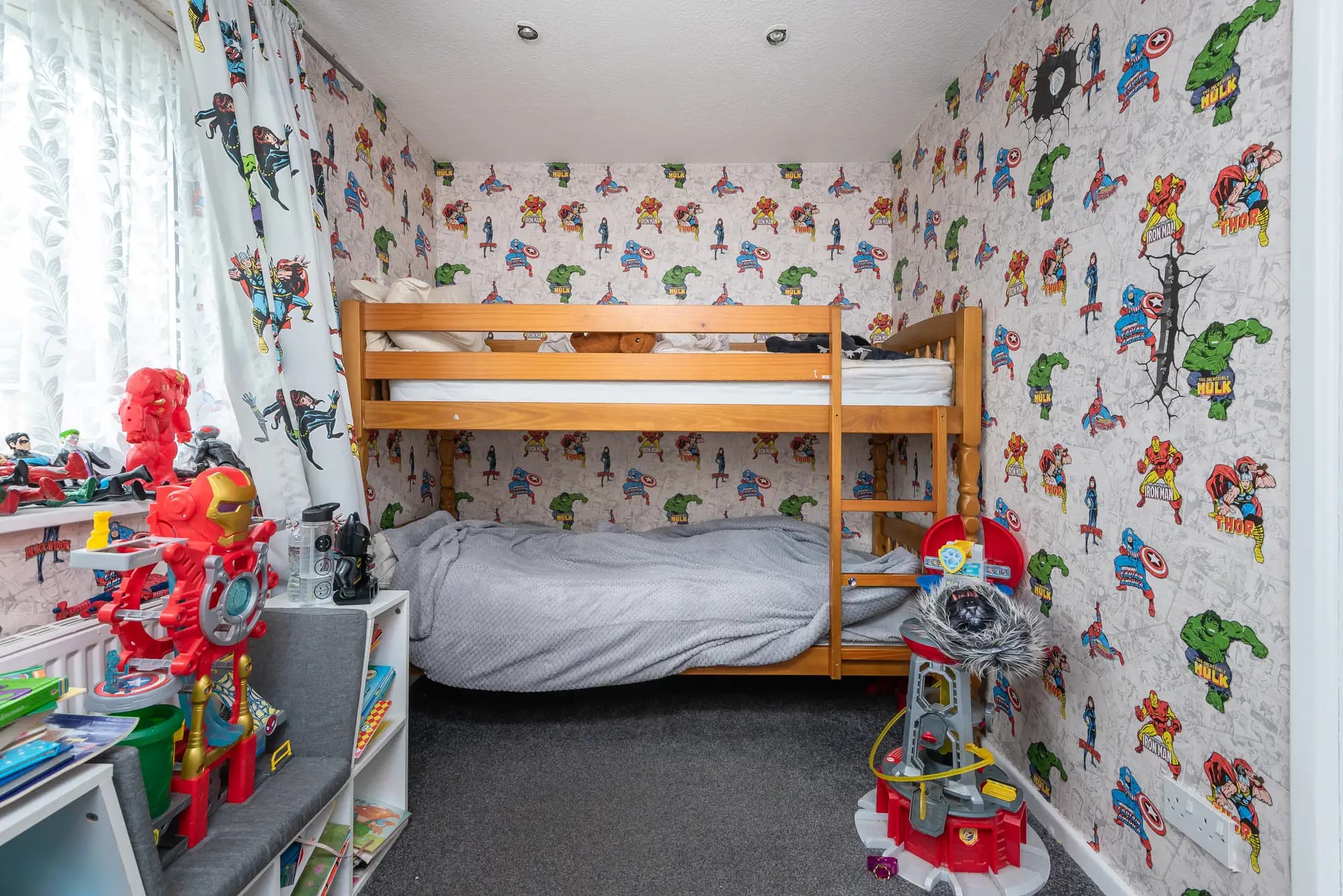 property photo 16 of 33