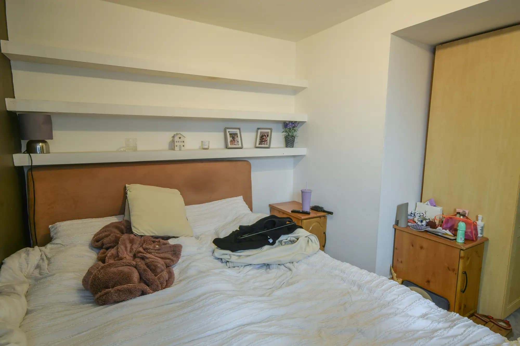 property photo 9 of 15