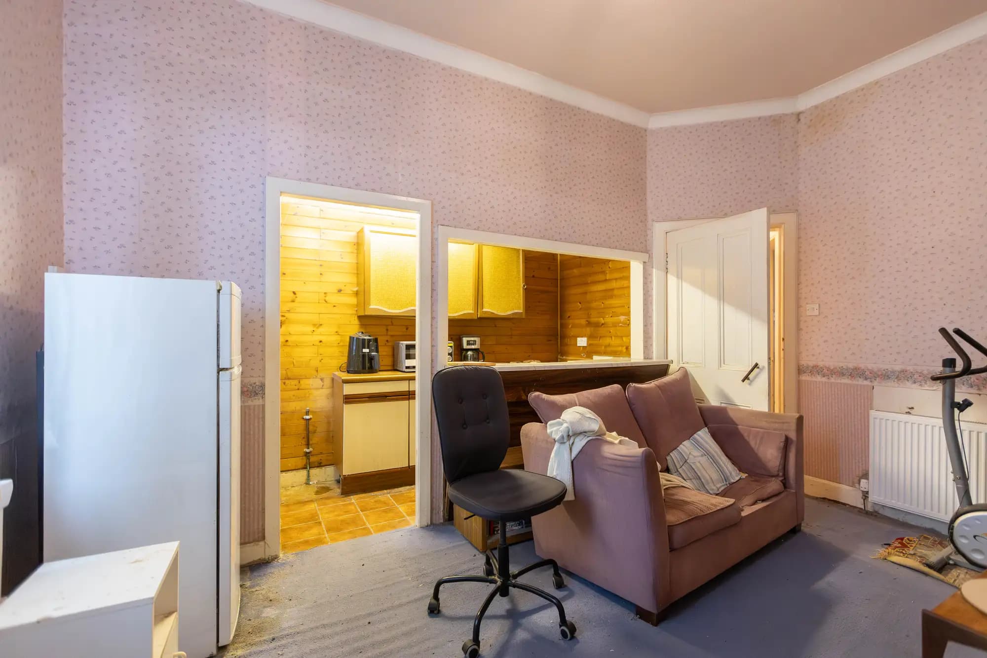 property photo 5 of 21