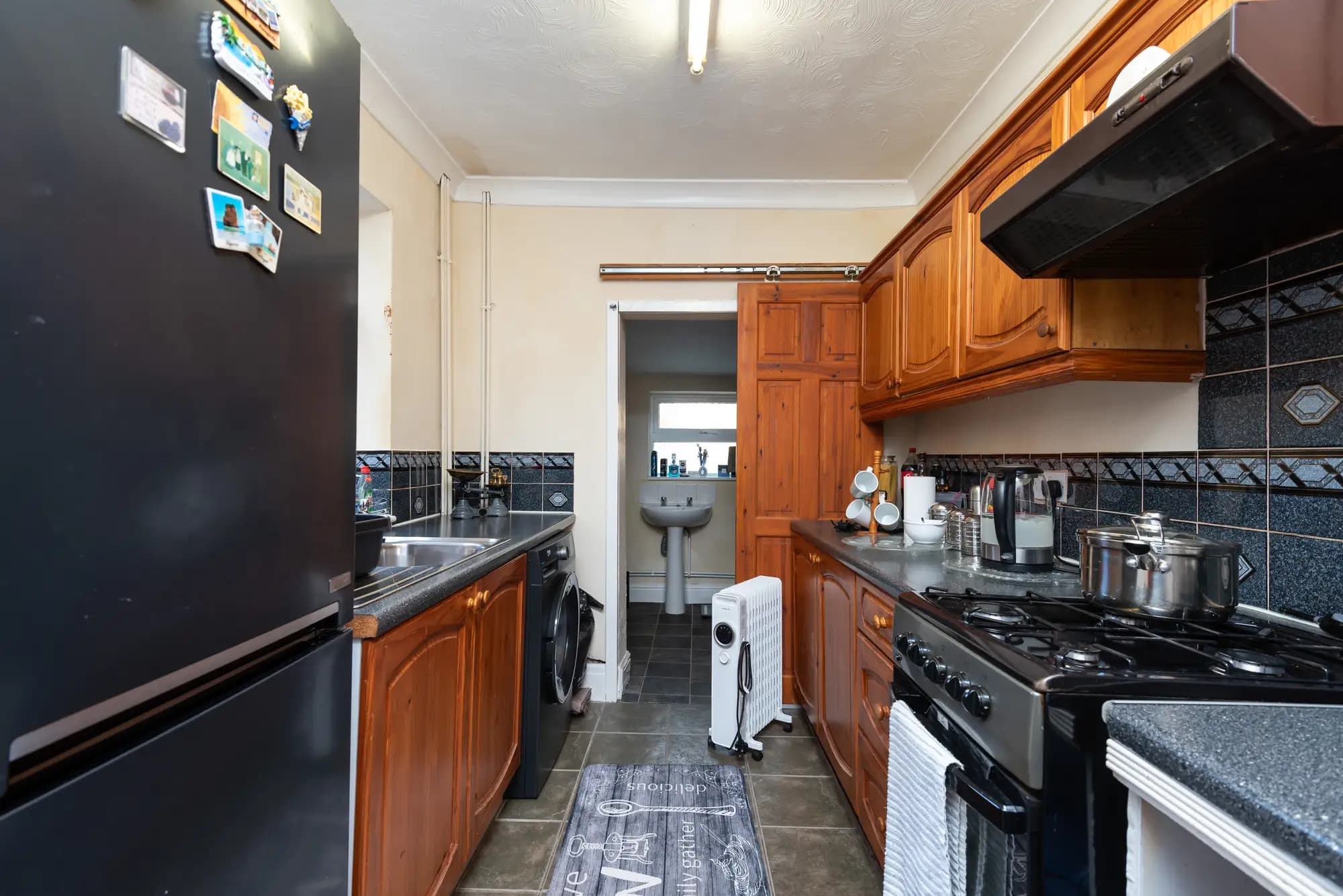 property photo 7 of 25