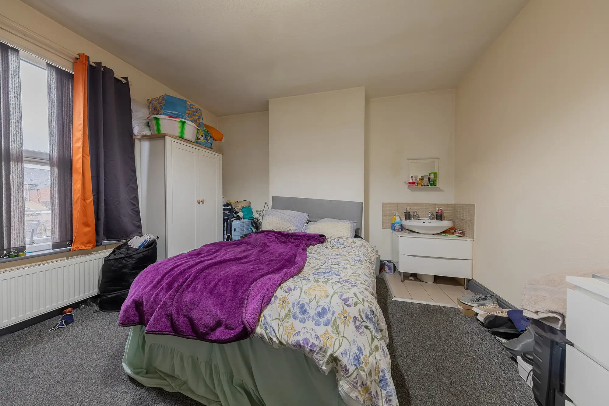 property photo 15 of 38