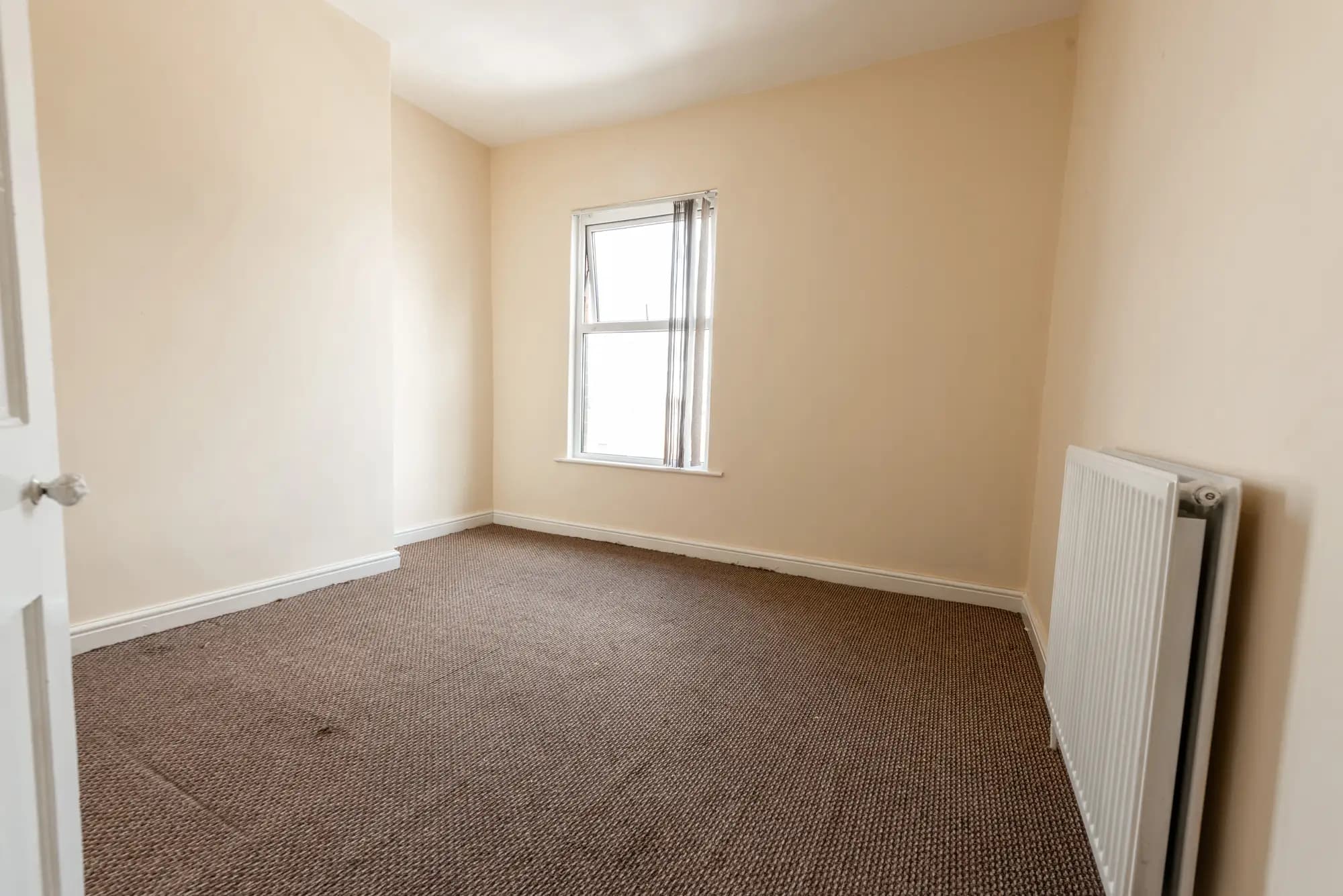 property photo 21 of 44