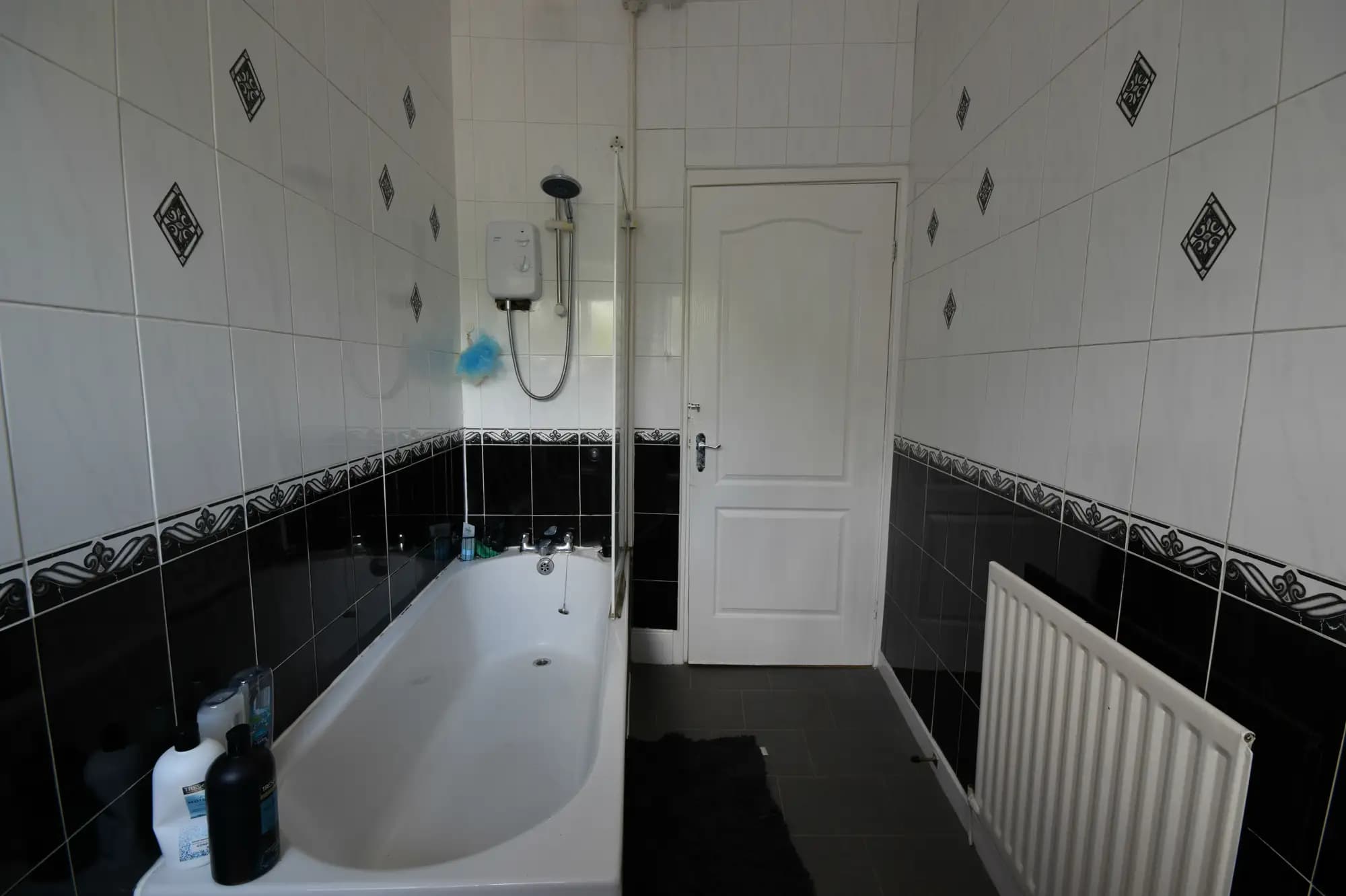 property photo 8 of 22