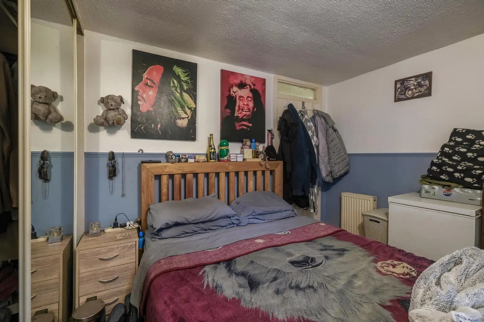 property photo 11 of 24