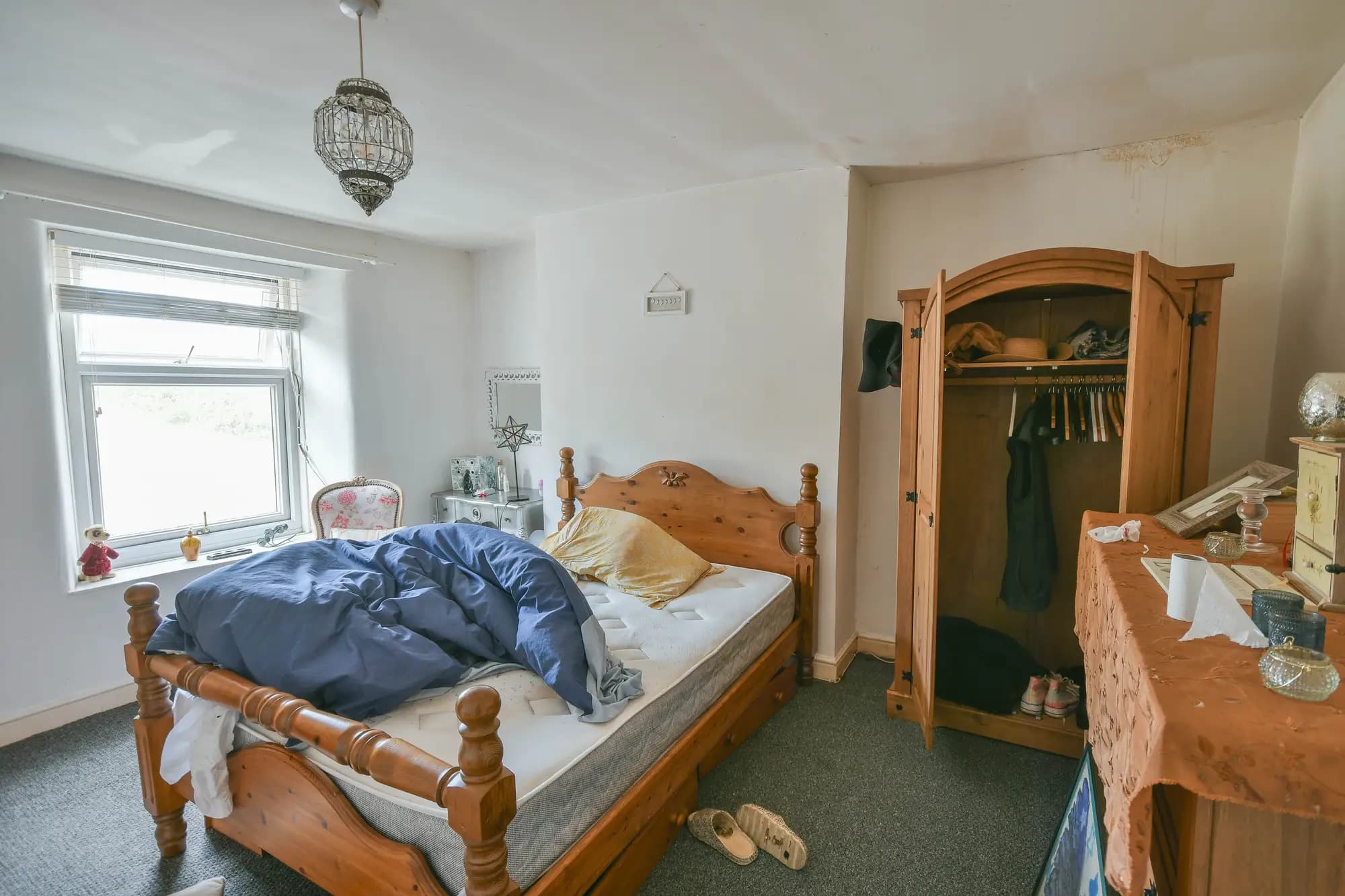 property photo 10 of 16