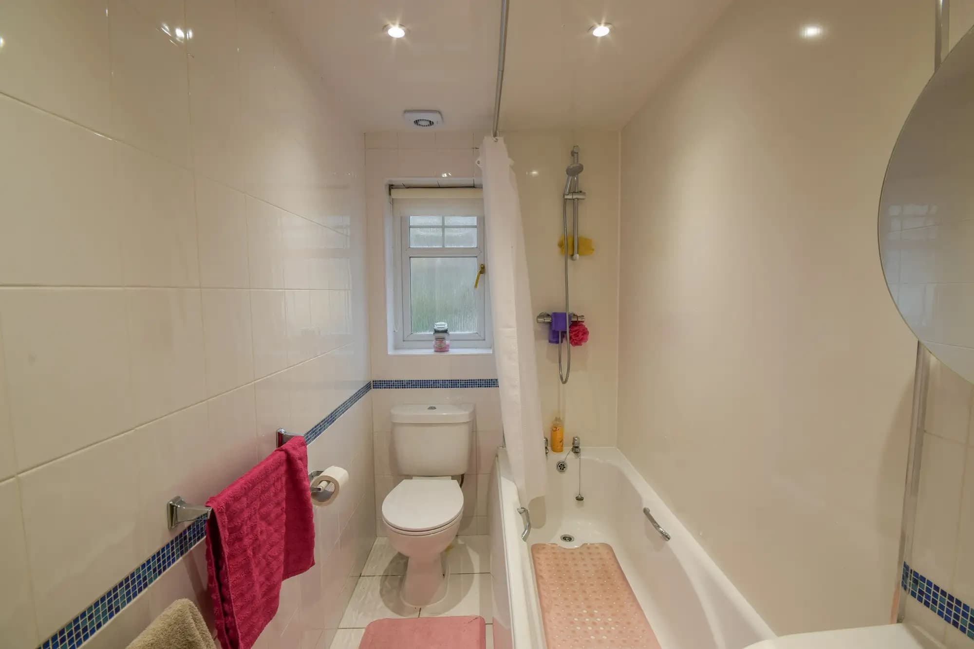 property photo 7 of 15