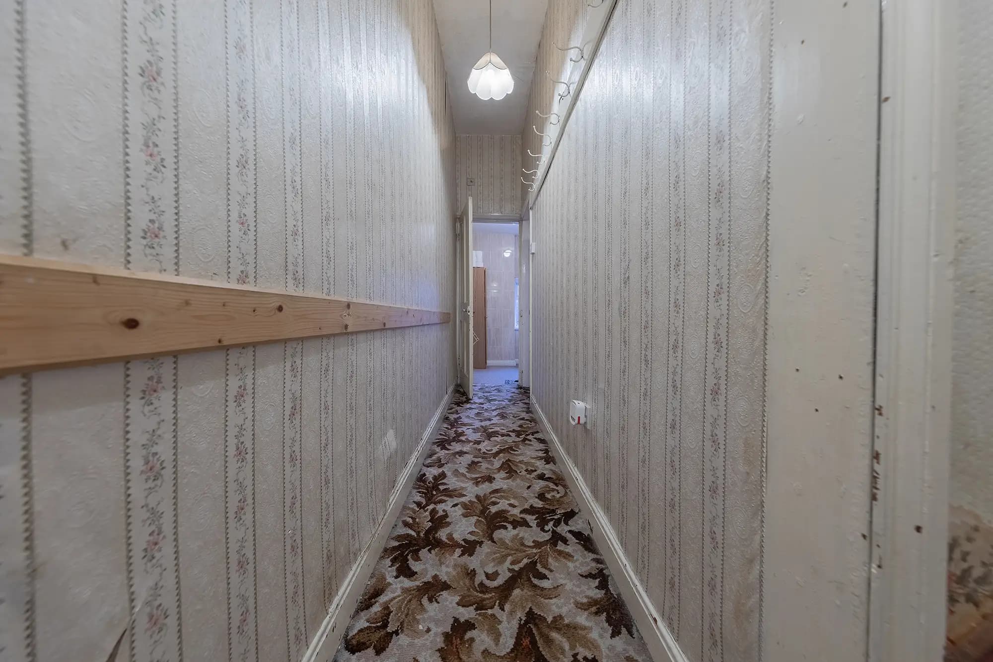 property photo 20 of 27