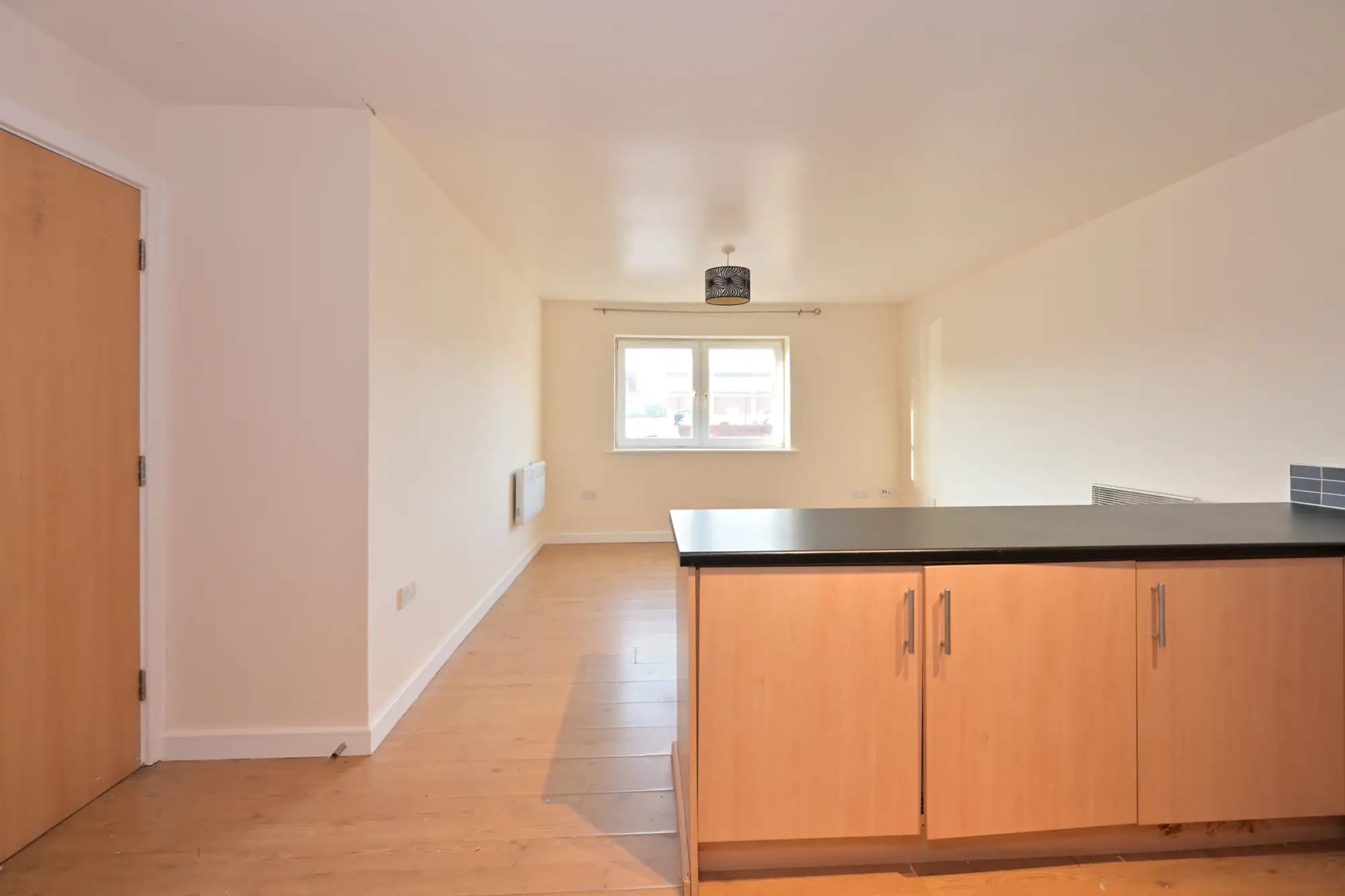 property photo 4 of 17
