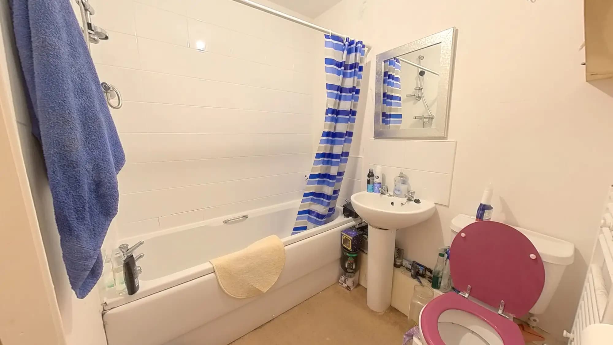 property photo 5 of 15