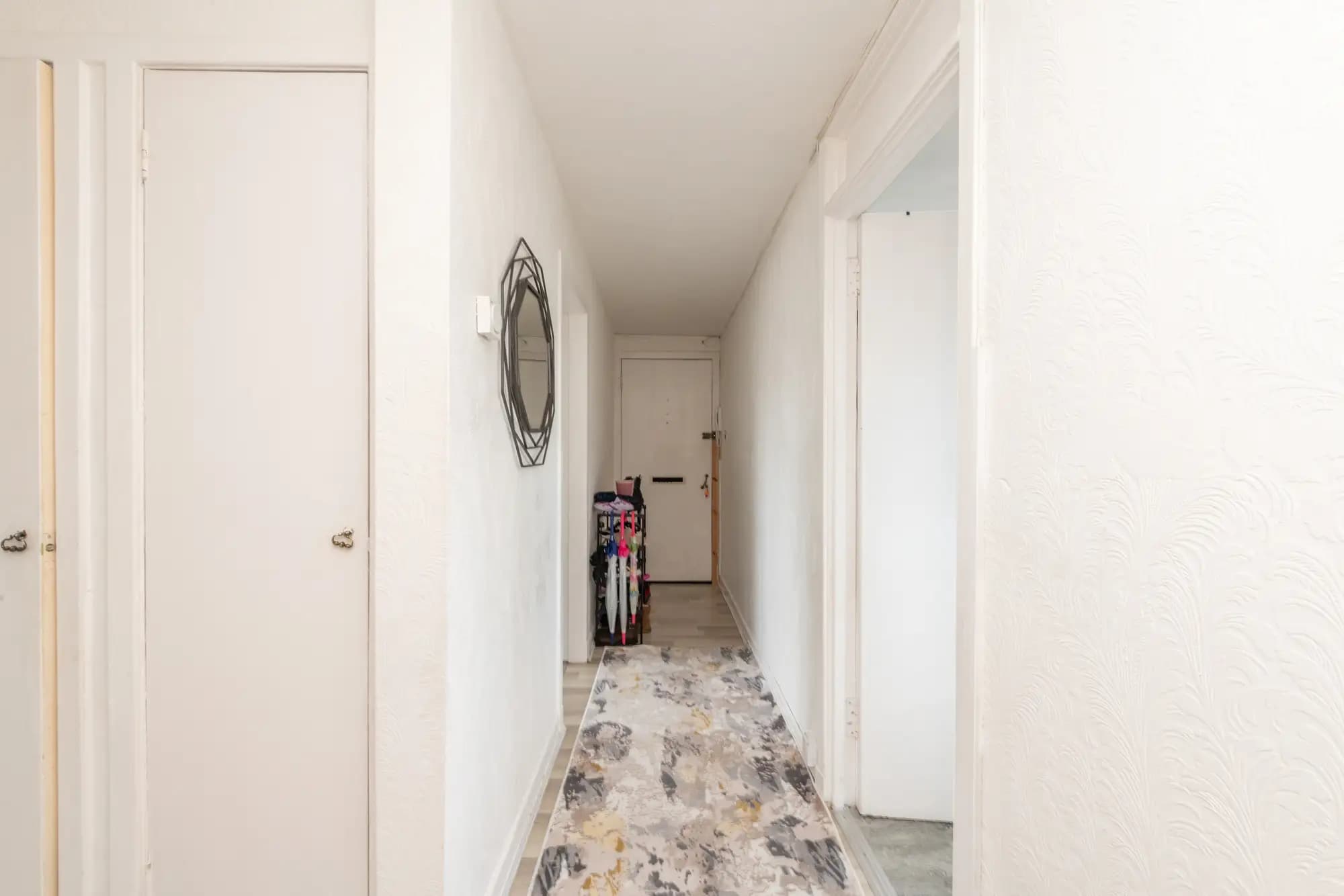 property photo 22 of 30