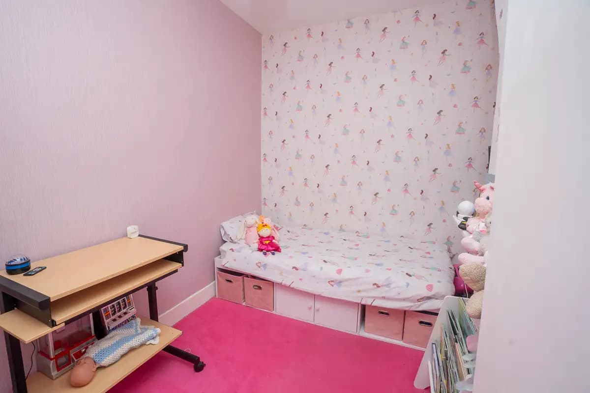 property photo 15 of 23