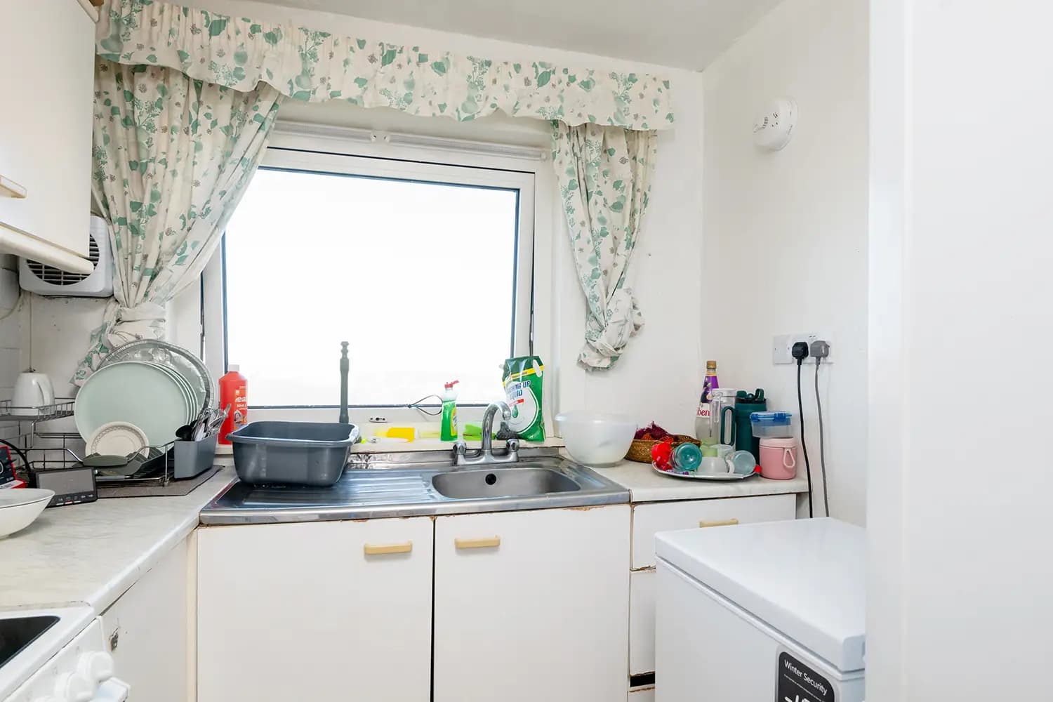 property photo 5 of 17