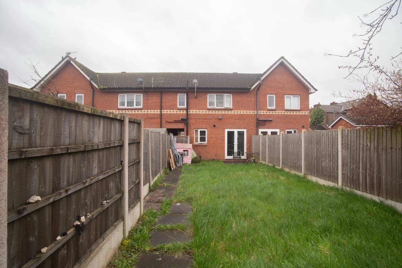 property photo 28 of 31