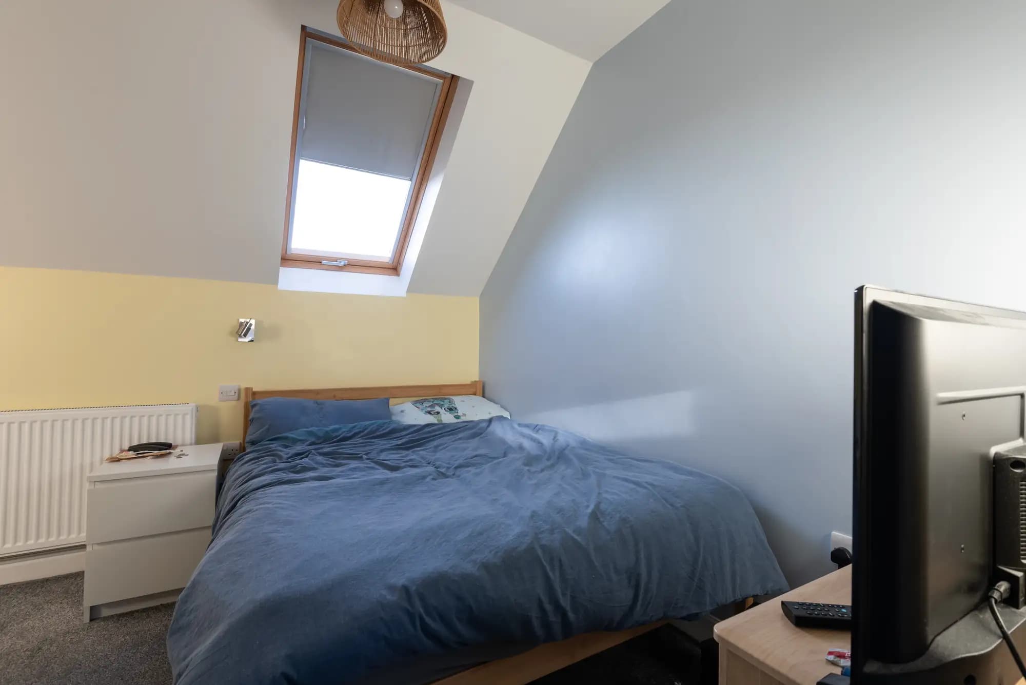 property photo 21 of 34