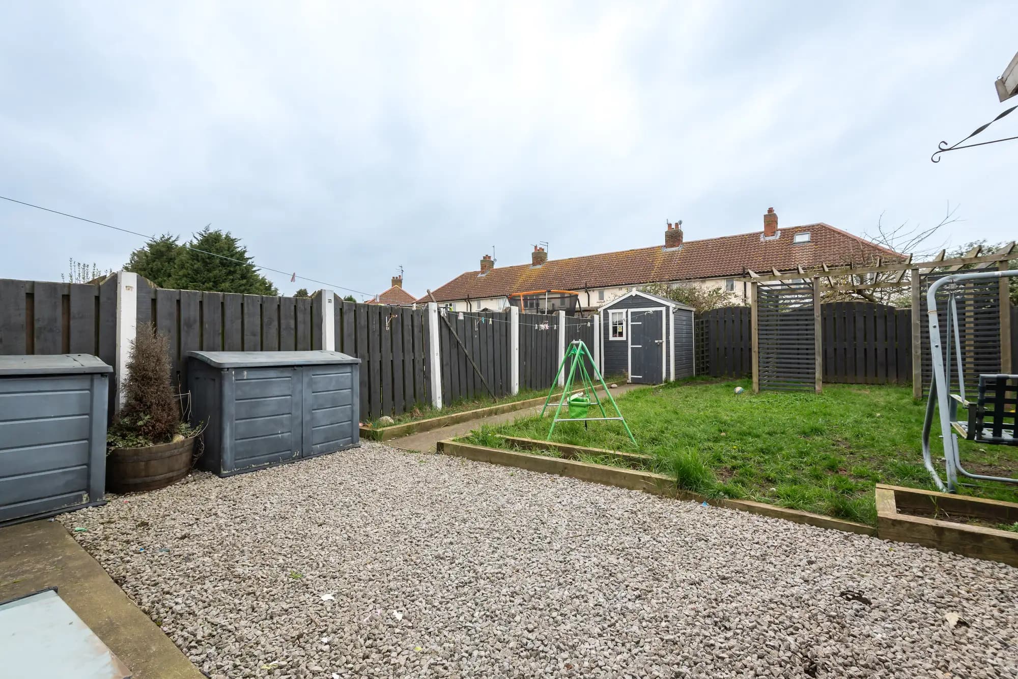 property photo 21 of 27