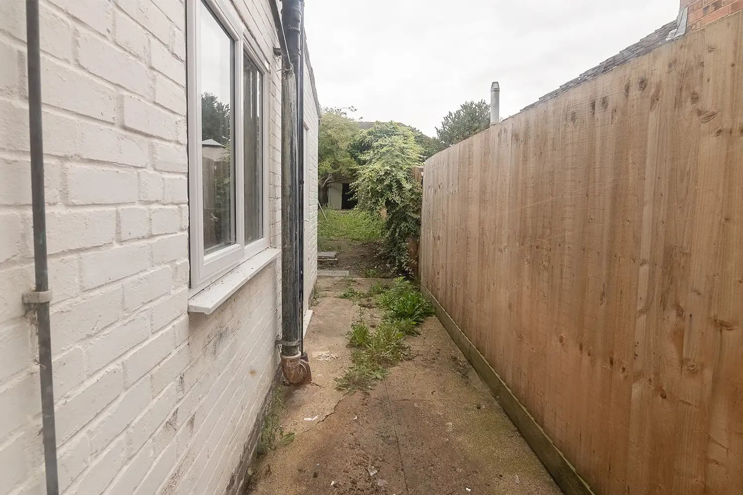 property photo 23 of 28