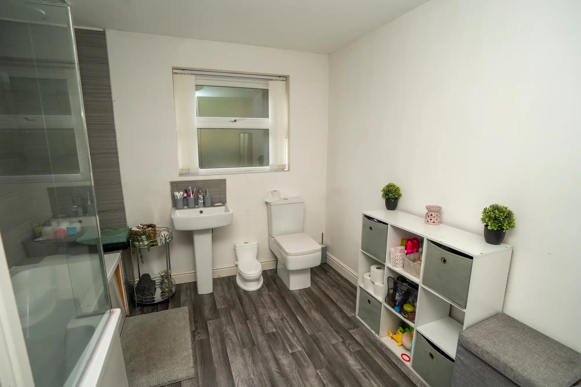 property photo 7 of 13