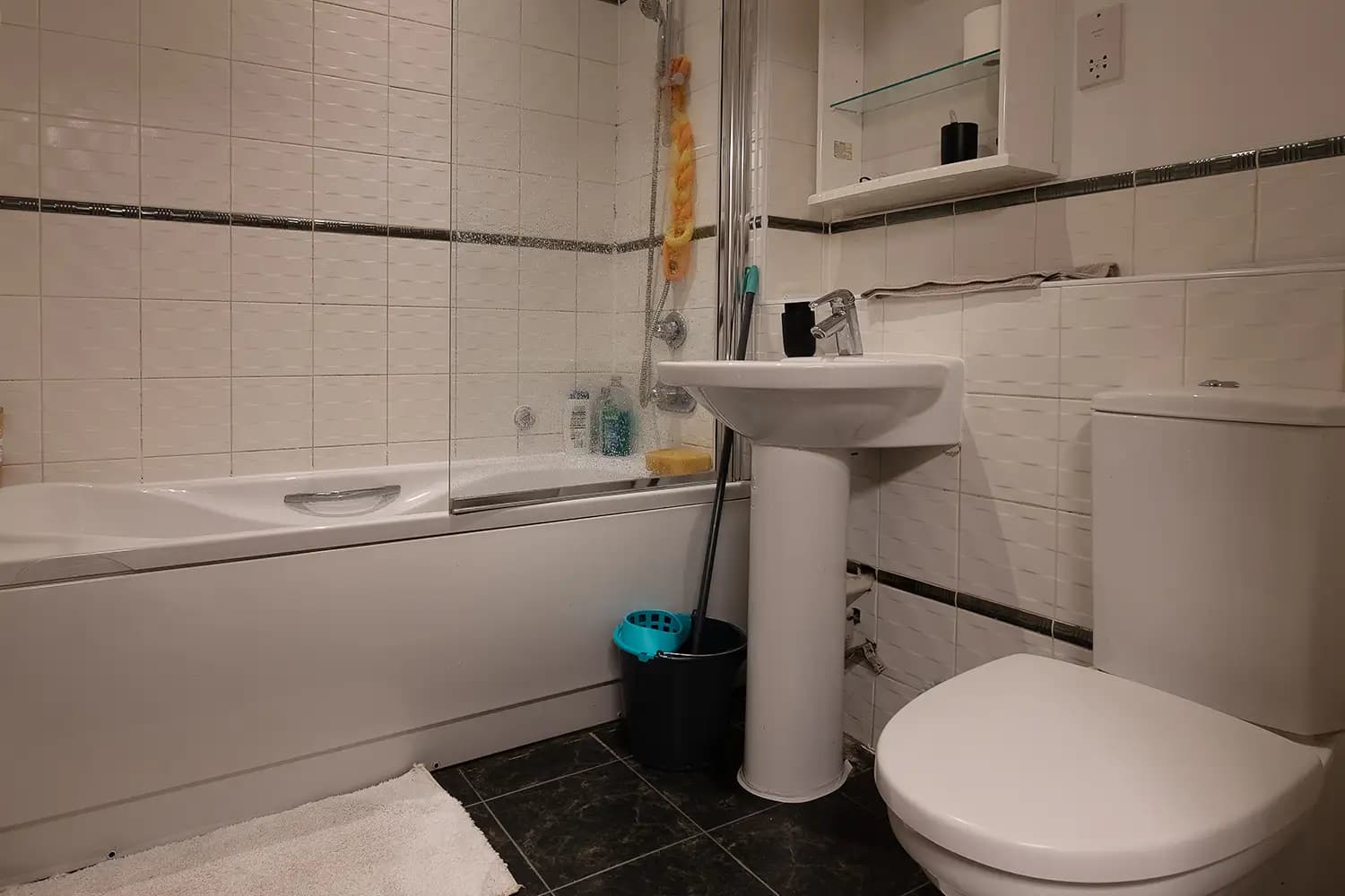 property photo 11 of 28