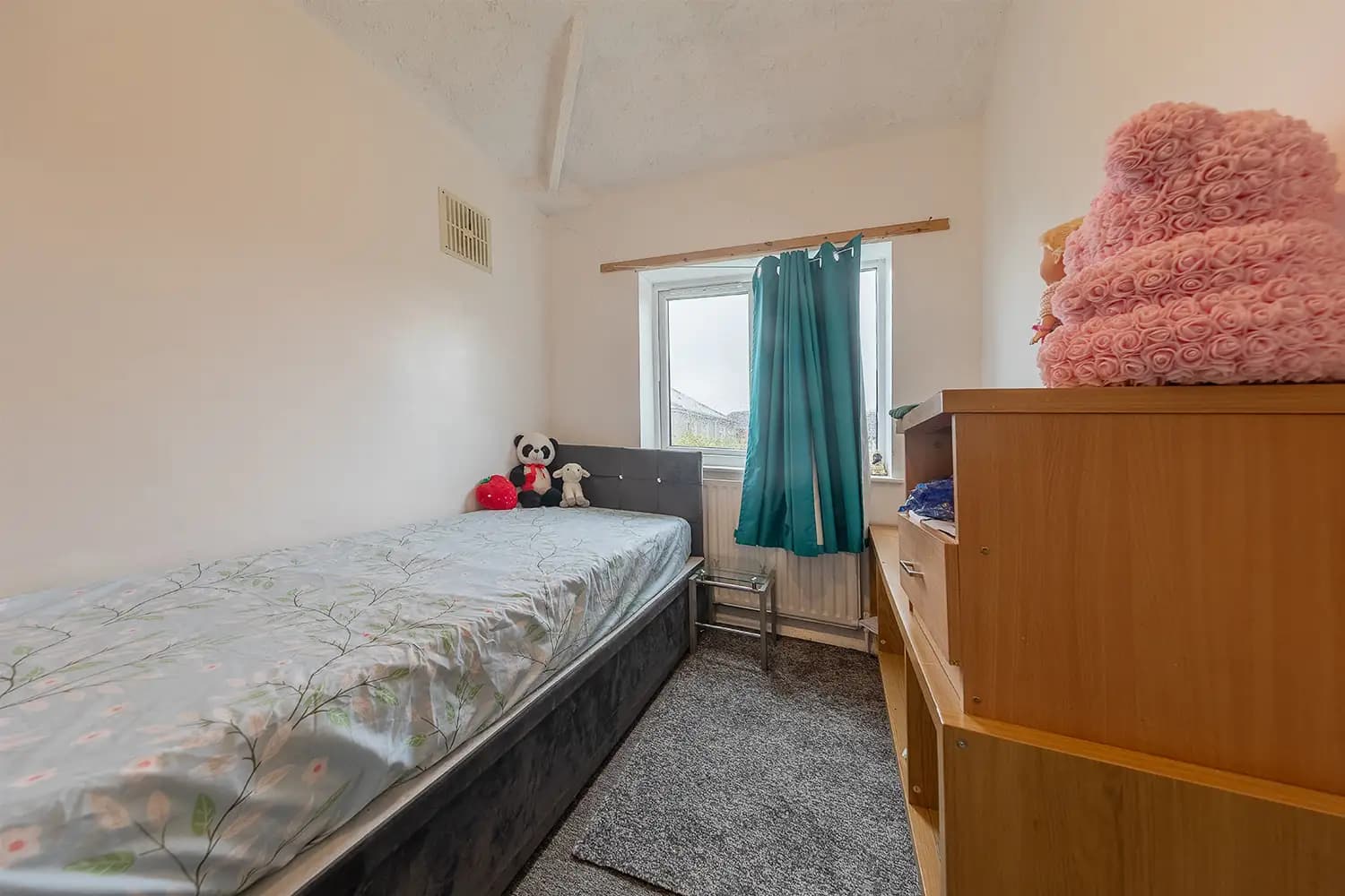 property photo 15 of 30