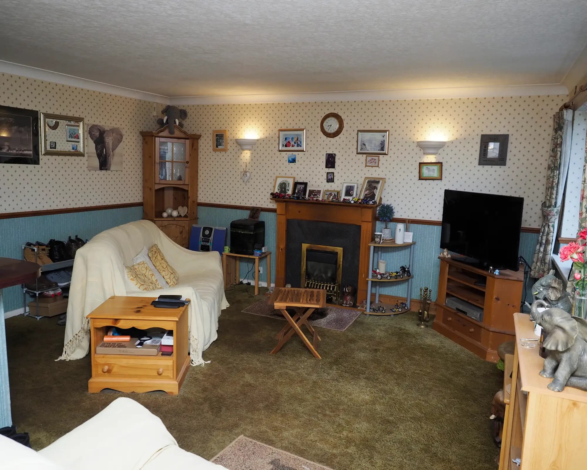 property photo 4 of 14
