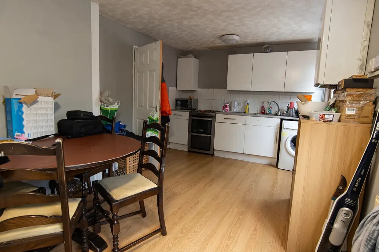 property photo 7 of 24