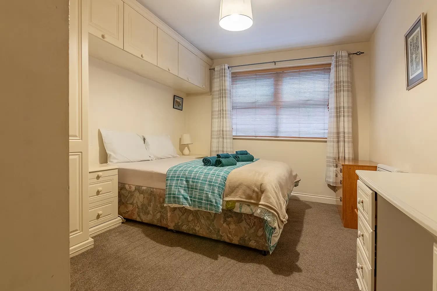 property photo 13 of 20