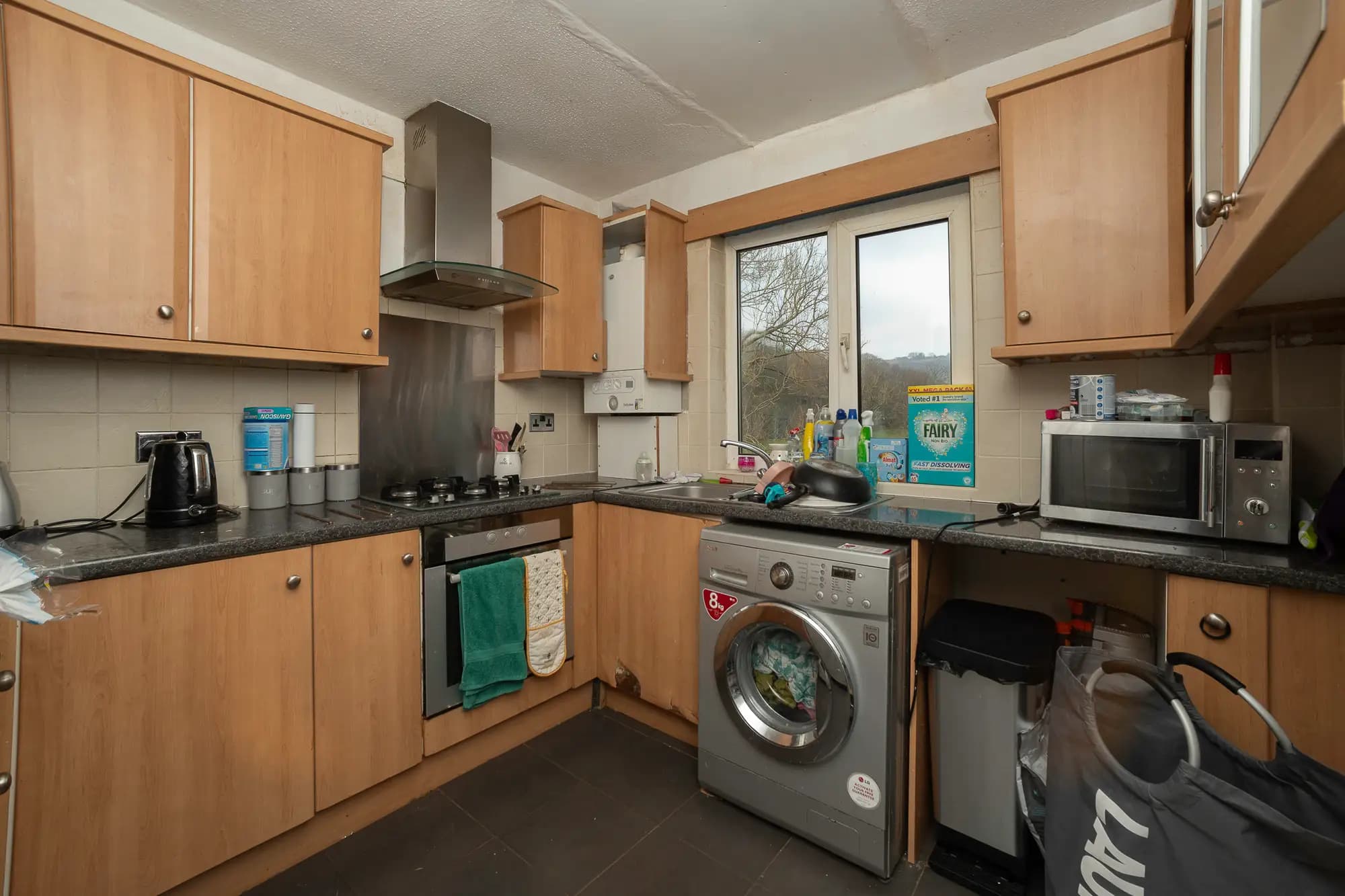 property photo 6 of 13