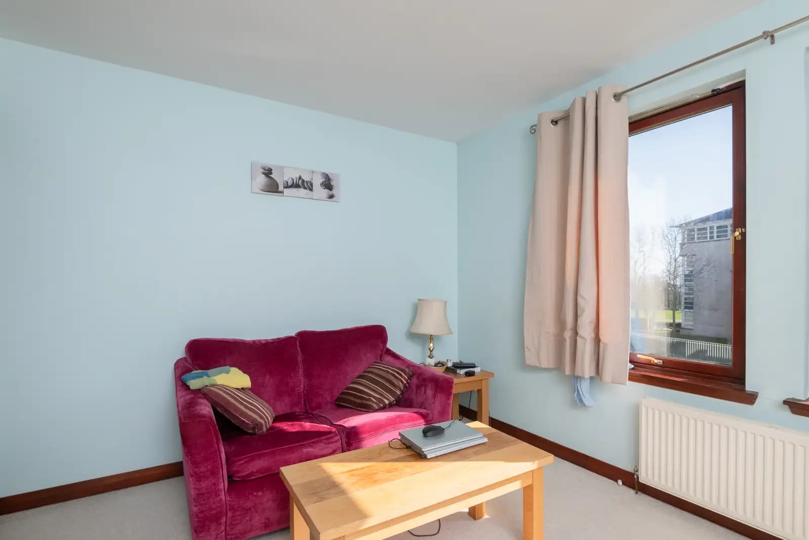 property photo 4 of 14