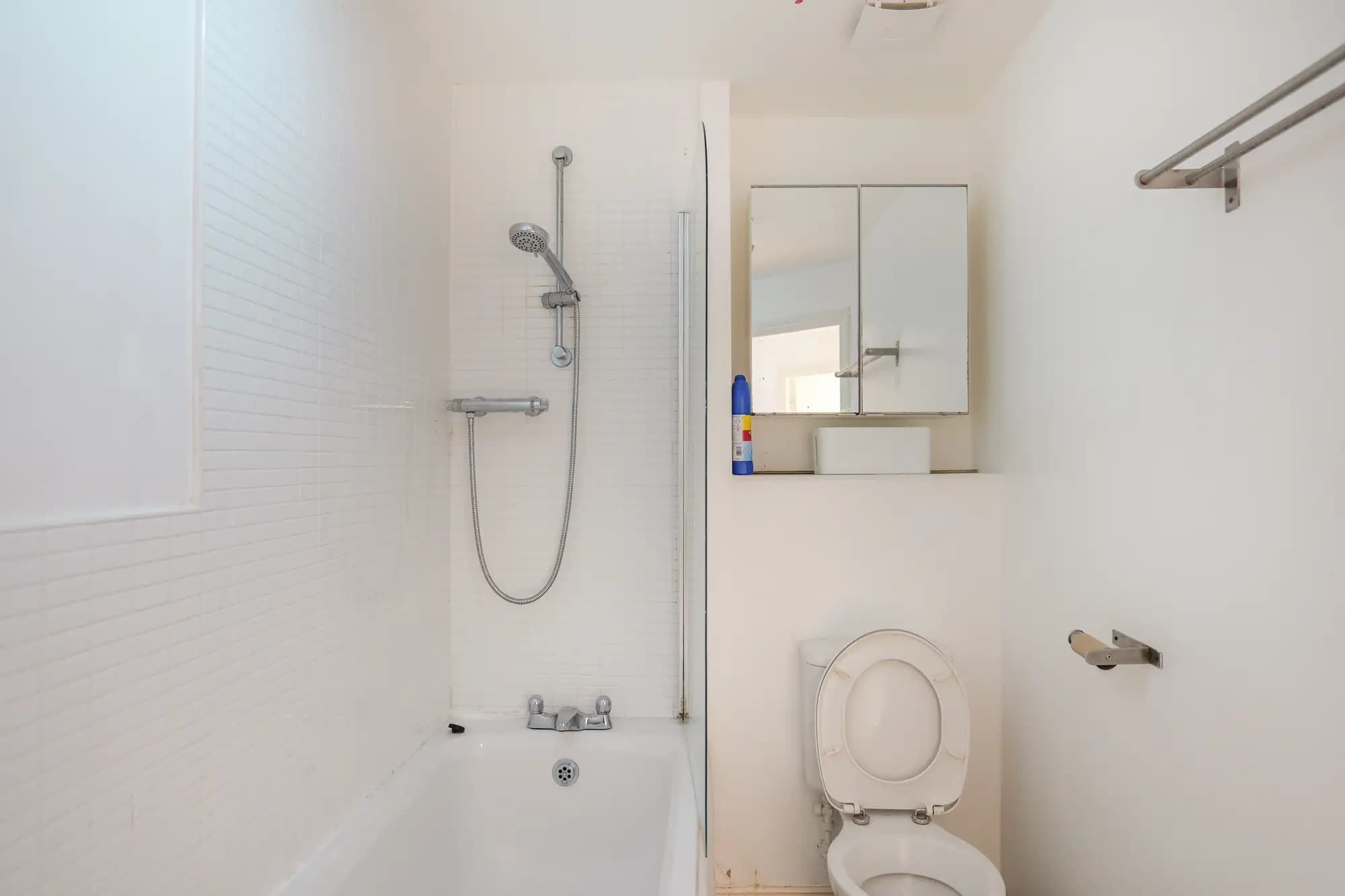 property photo 8 of 24