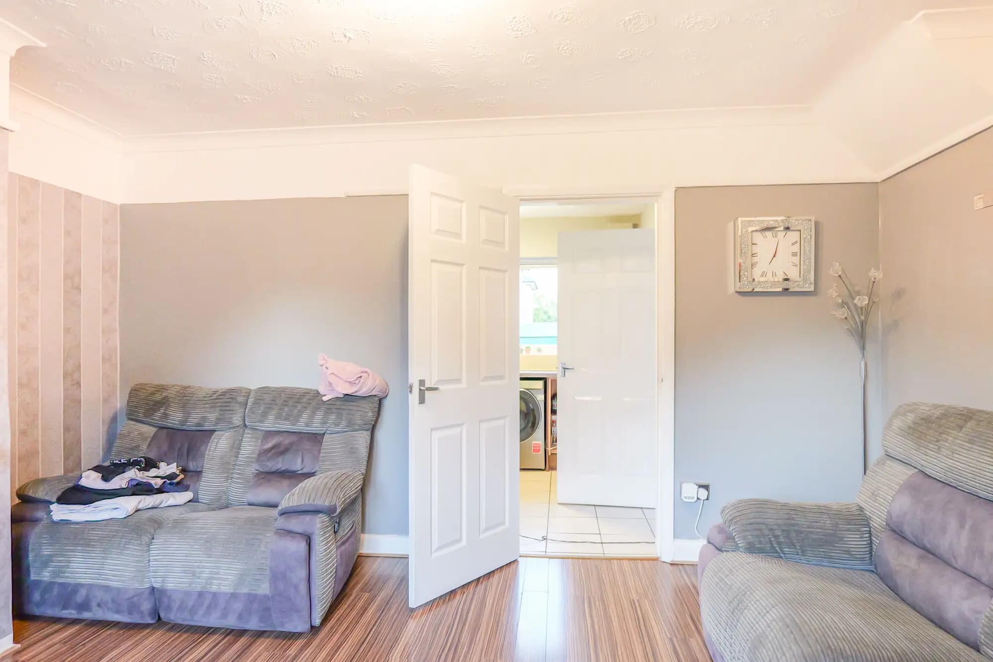 property photo 3 of 25