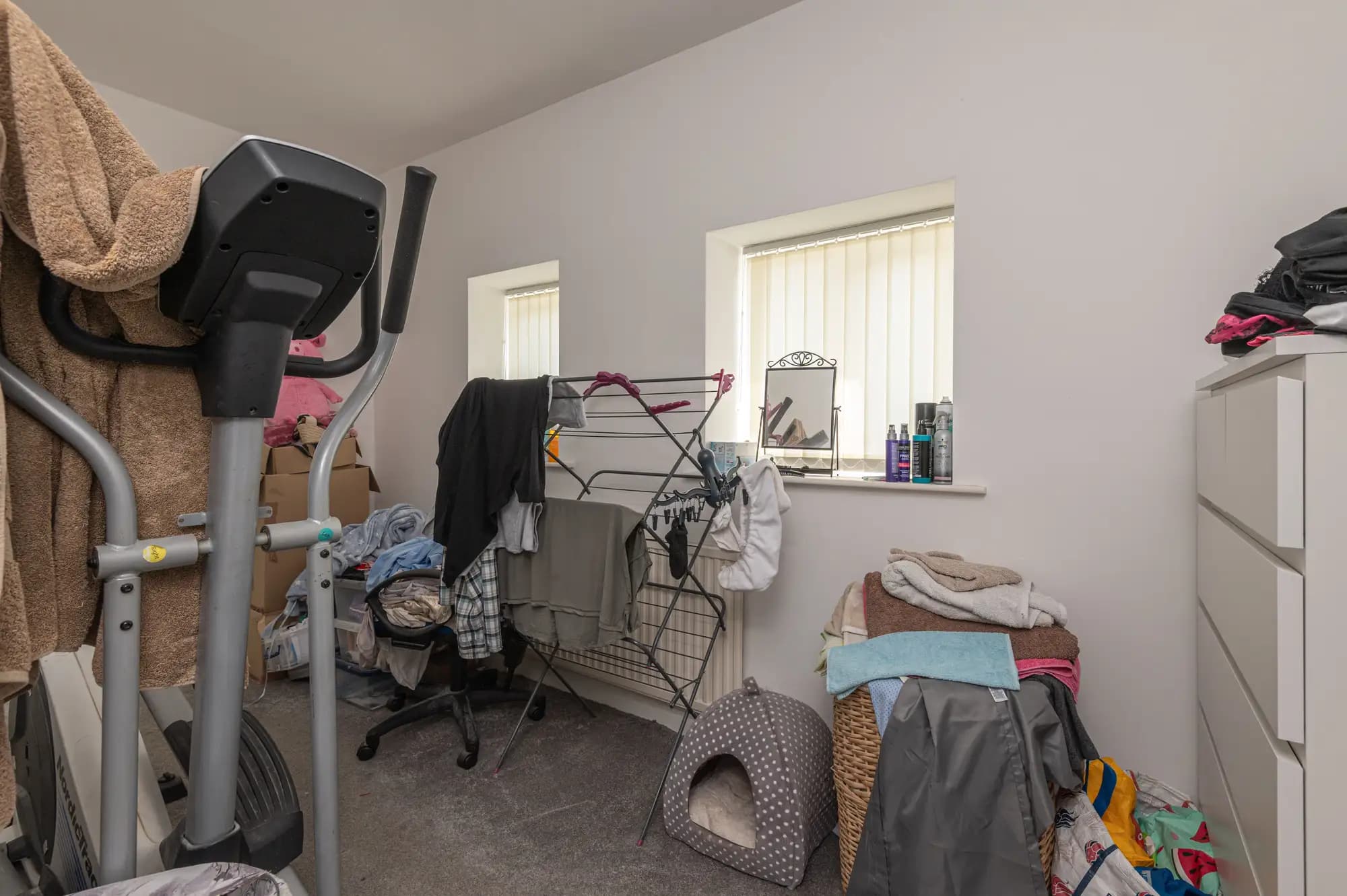 property photo 15 of 33
