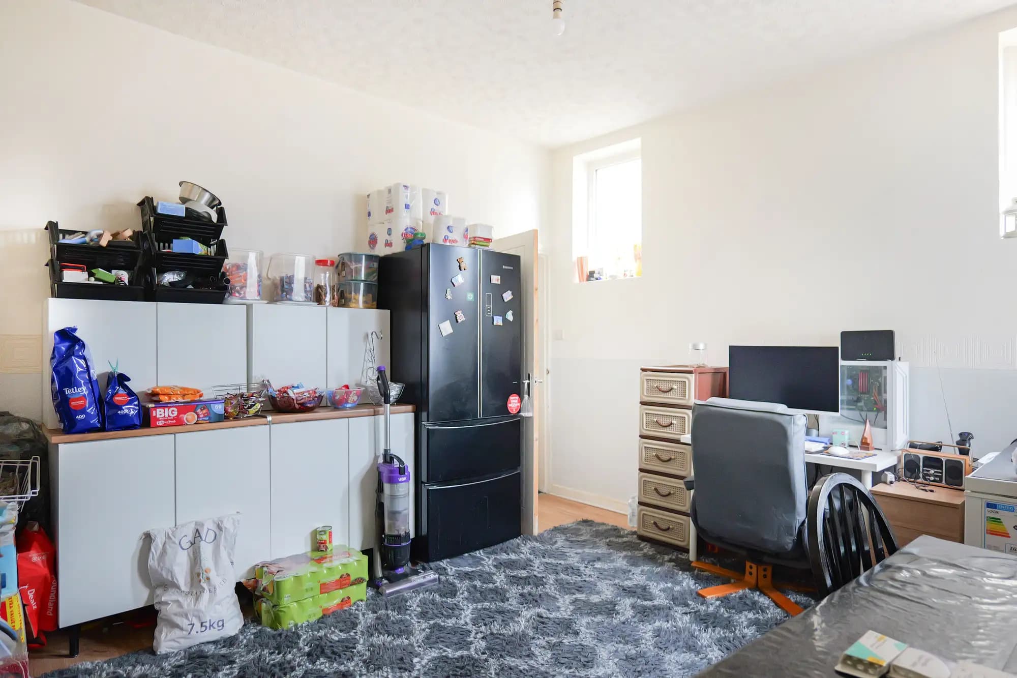 property photo 5 of 25