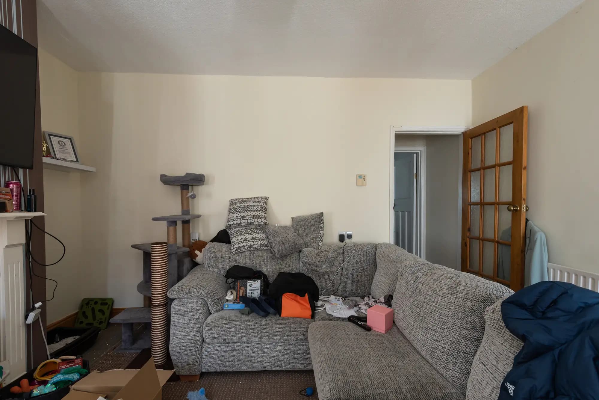 property photo 3 of 24