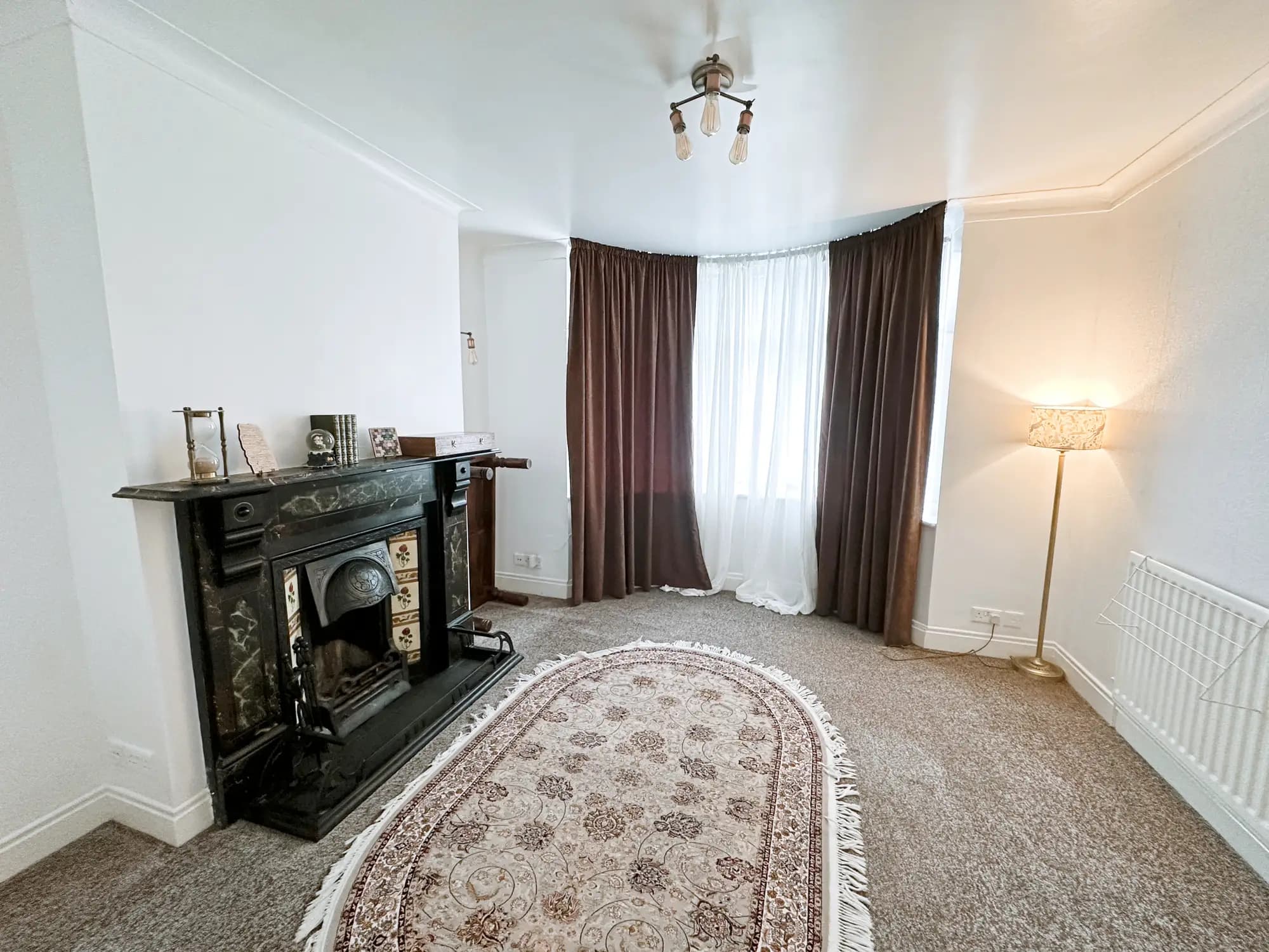 property photo 2 of 28