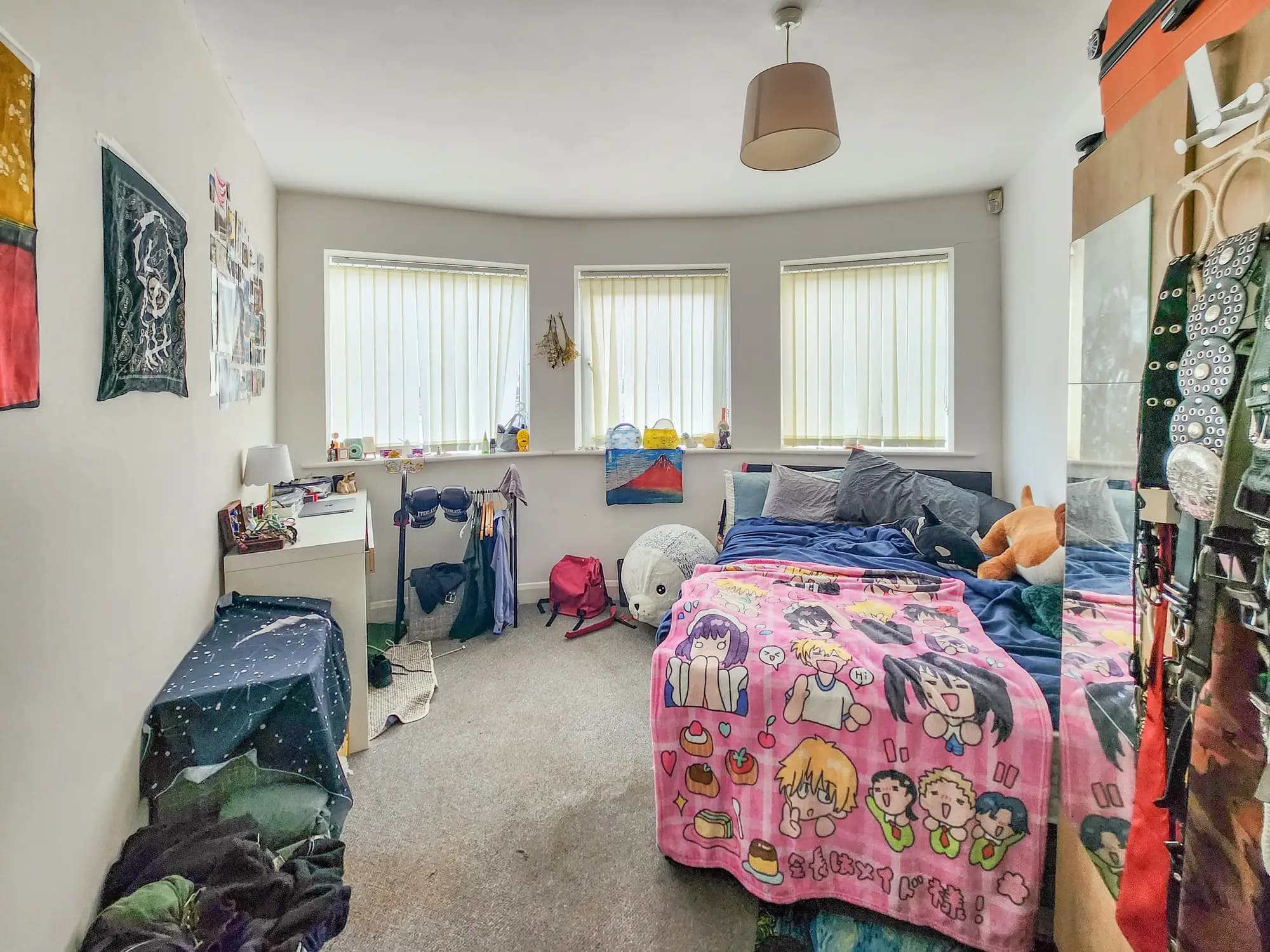 property photo 10 of 18