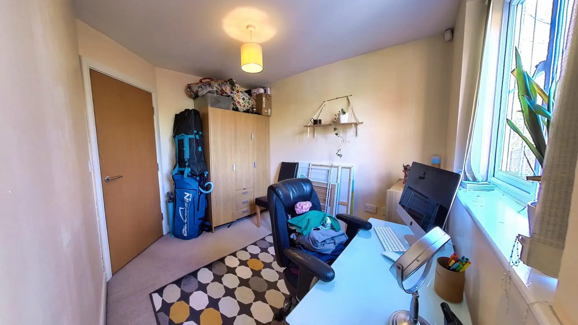 property photo 14 of 19