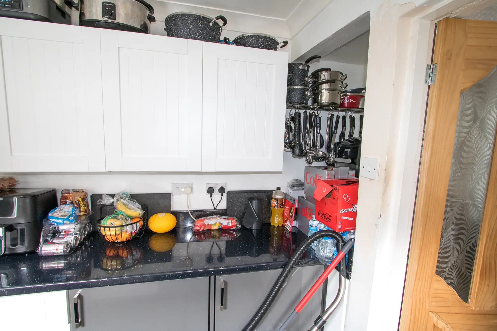 property photo 8 of 15